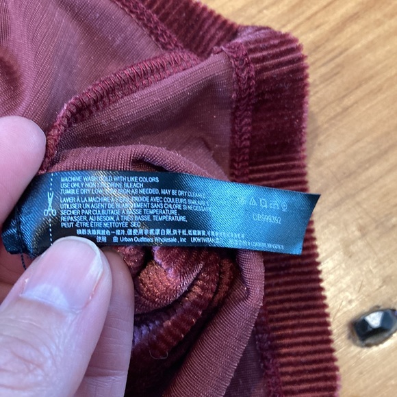 OUT FROM UNDER (UO) S Burgundy Ribbed Velour Crop Tank Top - Picture 9 of 10